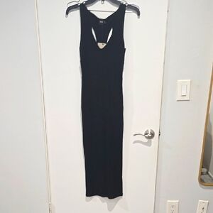 Elegant Black Sleeveless Dress